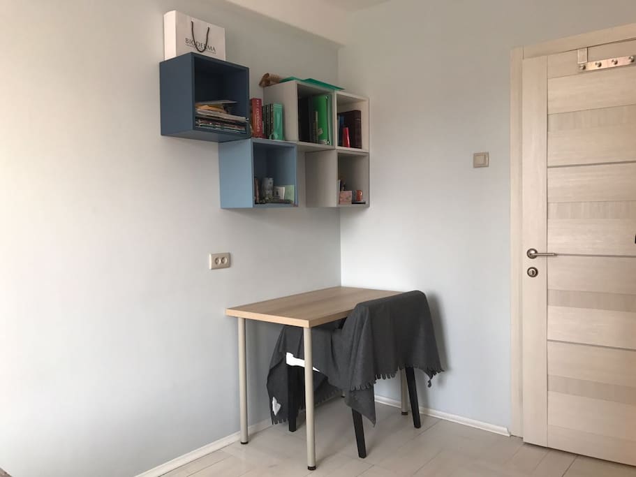 Комната / Room