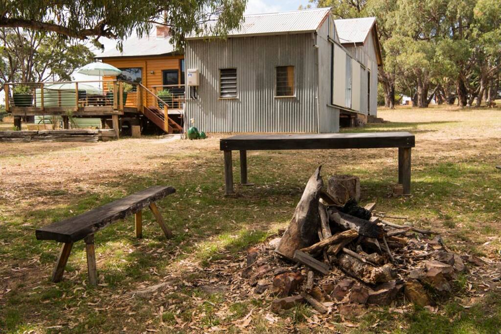 'The Quarters' Snowy Mountains AUS Cottages for Rent in Jindabyne