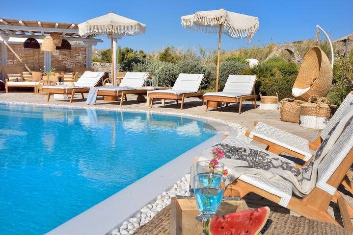 Stunning Villa Erato Sea View gallery image 4