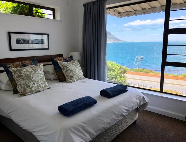 Sunny Cove Flatlet gallery image 5