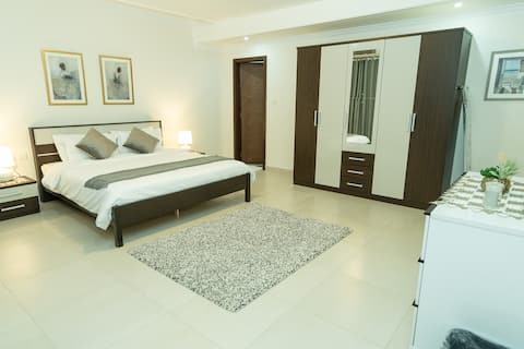 Prime apartment in the heart of Qurum