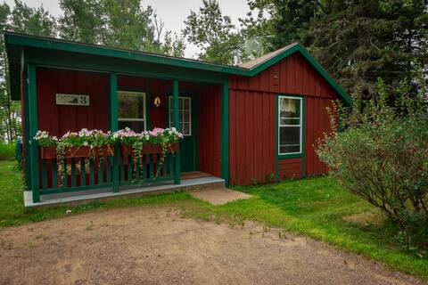 Croftville Road Cottages #3. On Lake Superior.