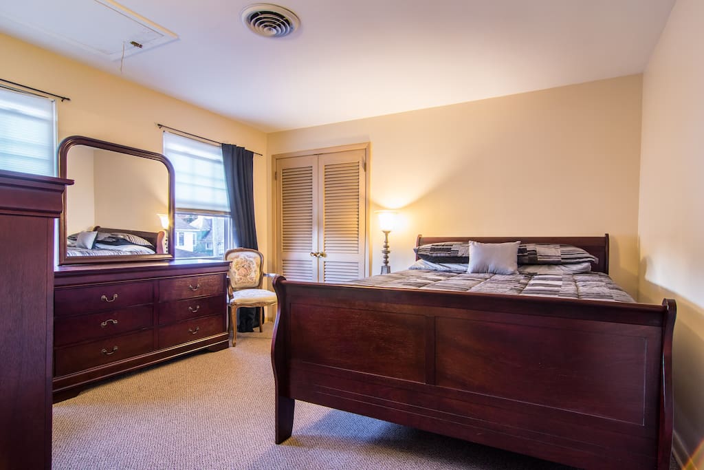 Bedroom #1a.