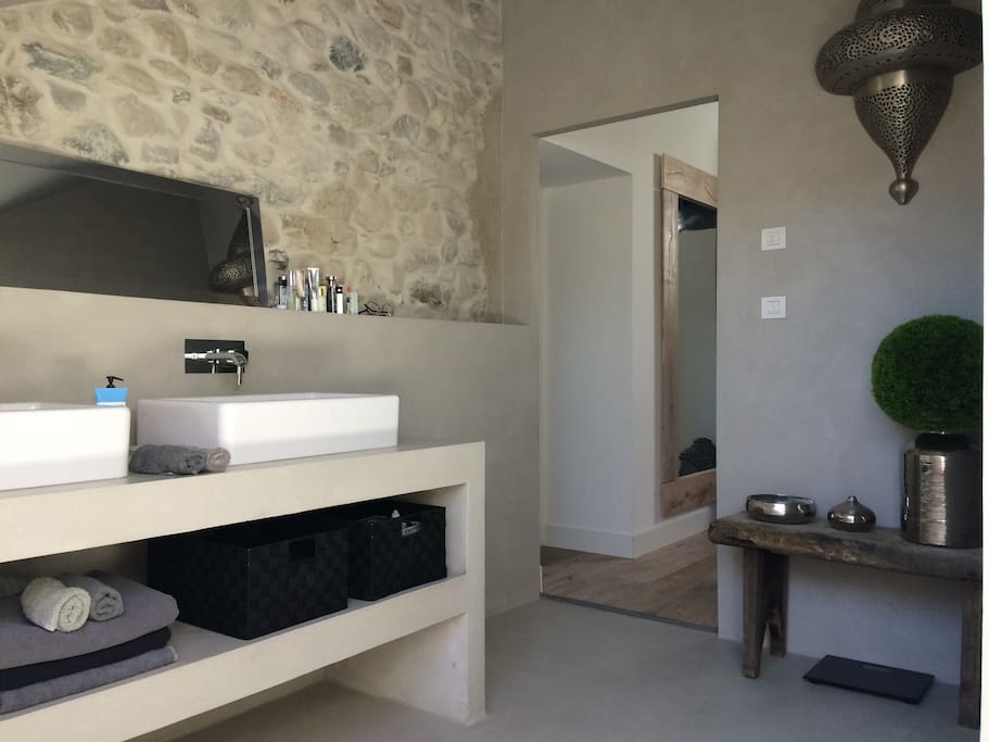 Salle de bain 1
