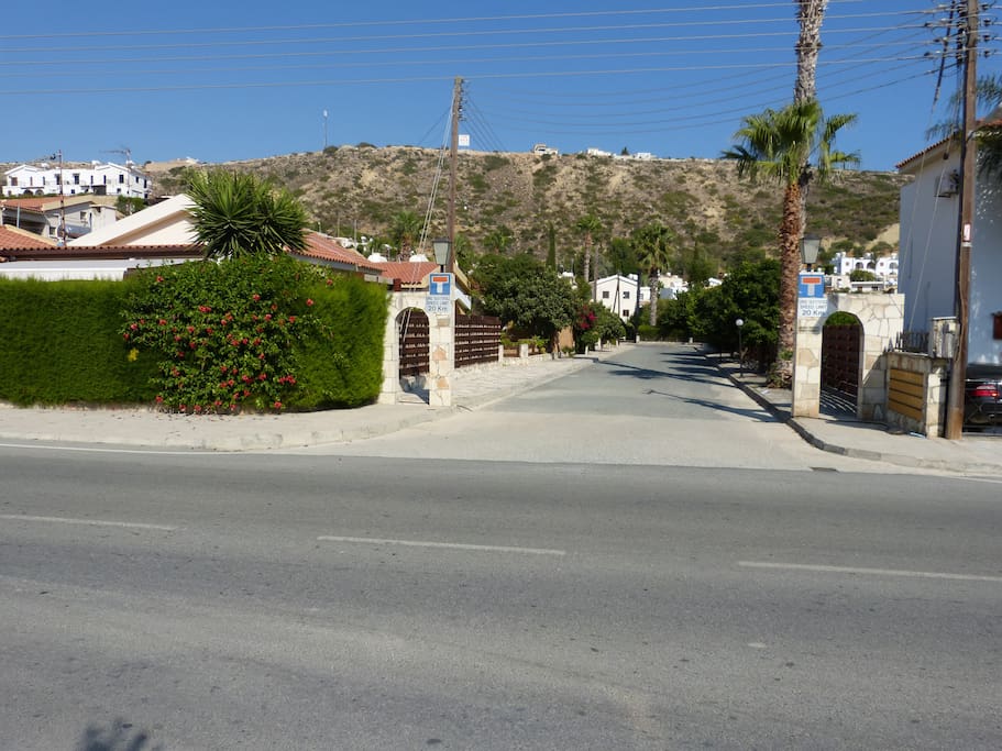 Entrance to Ambelones