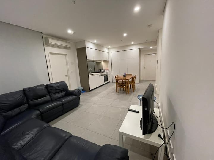 New Spacious 2 Bdm Apt Near Parramatta River - Parramatta