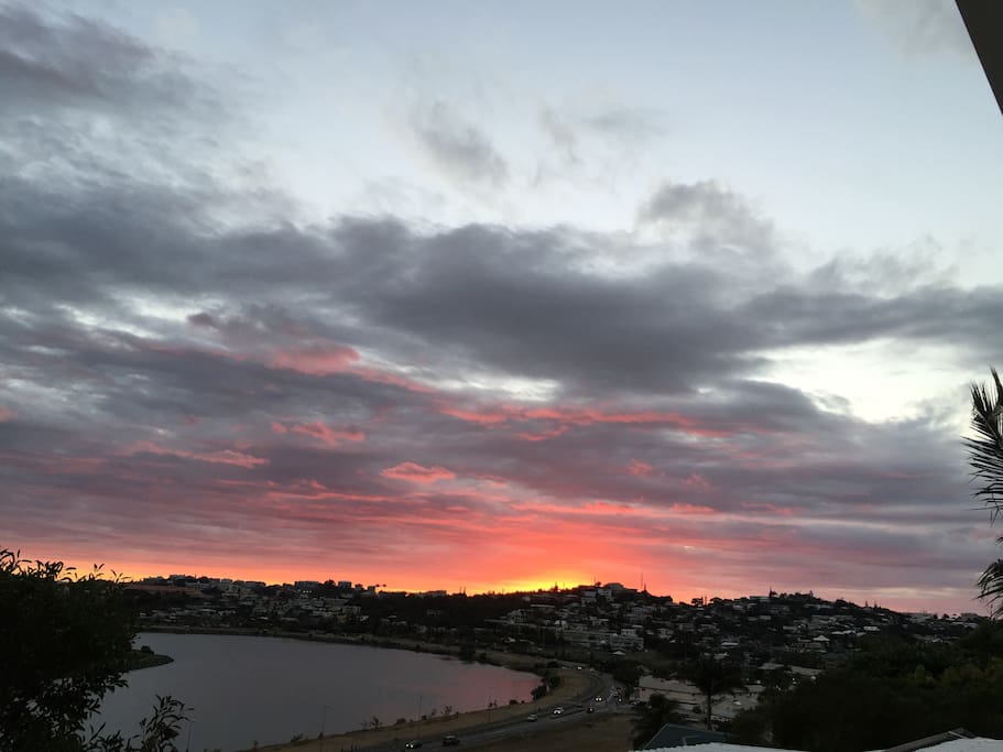 Vue de la terrasse coucher du soleil