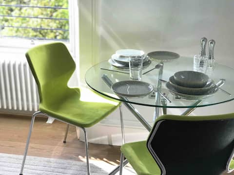 Top performing Airbnb: Elegant Georgian Suite in Edinburgh’s West End in Tollcross