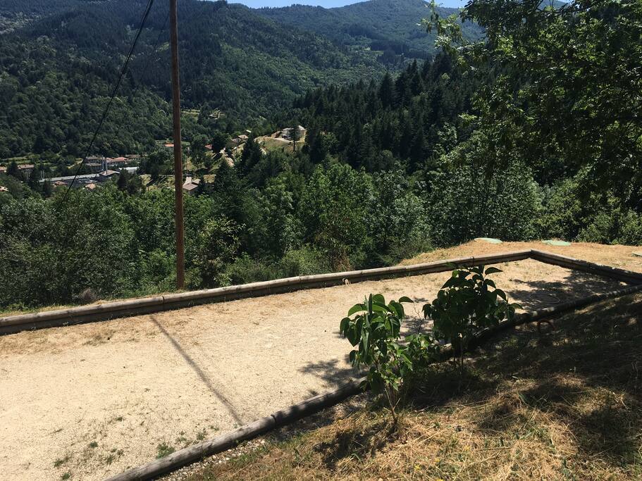 Terrain de pétanque