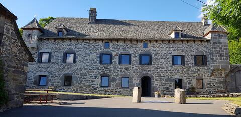 "L'Ostal Del Roc" Large Gite in Laguiole in Aubrac
