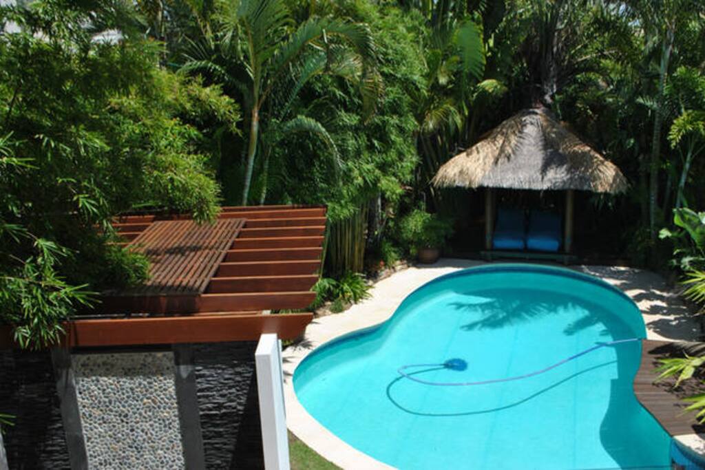 Private pool area
