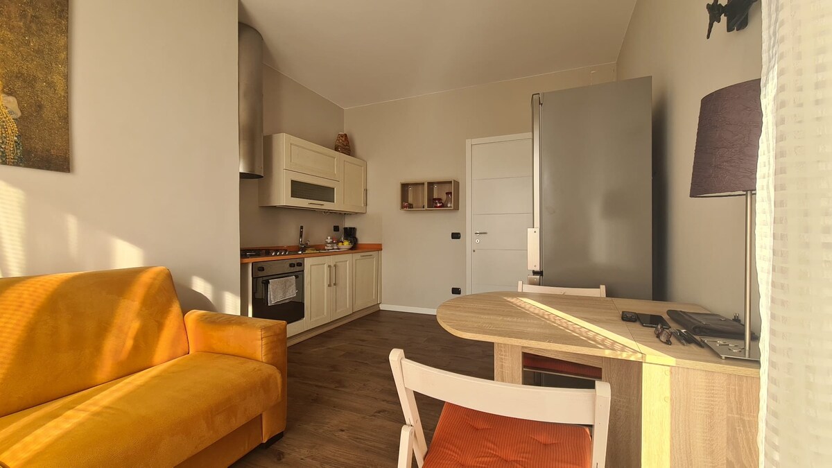 Proprietà Airbnb di successo: Casa kleos a Desenzano Del Garda