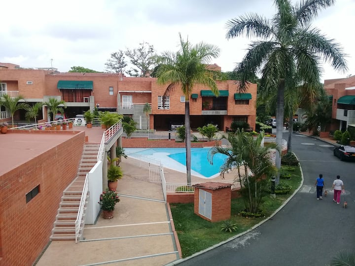 CALI VALLE DEL CAUCA COLOMBIA Condominiums for Rent