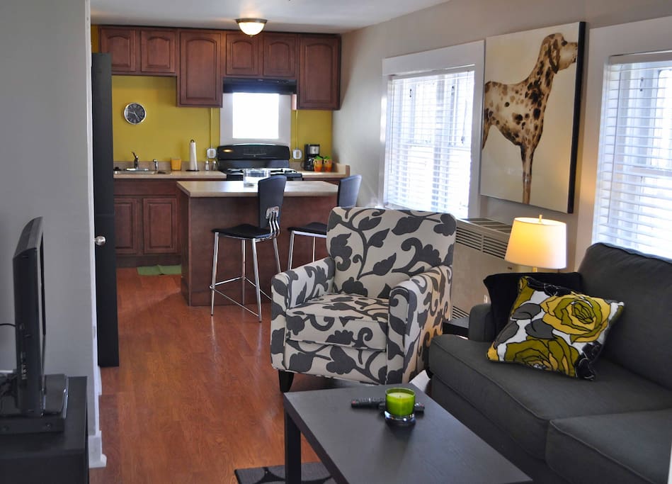 Living Room & Windows