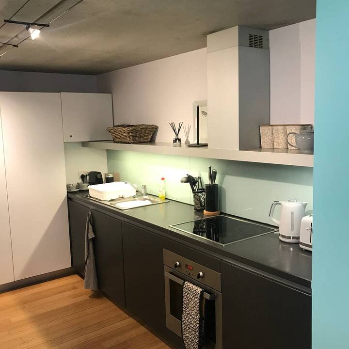 Top 10 Best Airbnb Vacation Rentals In Altrincham, UK Updated 2024 Trip101