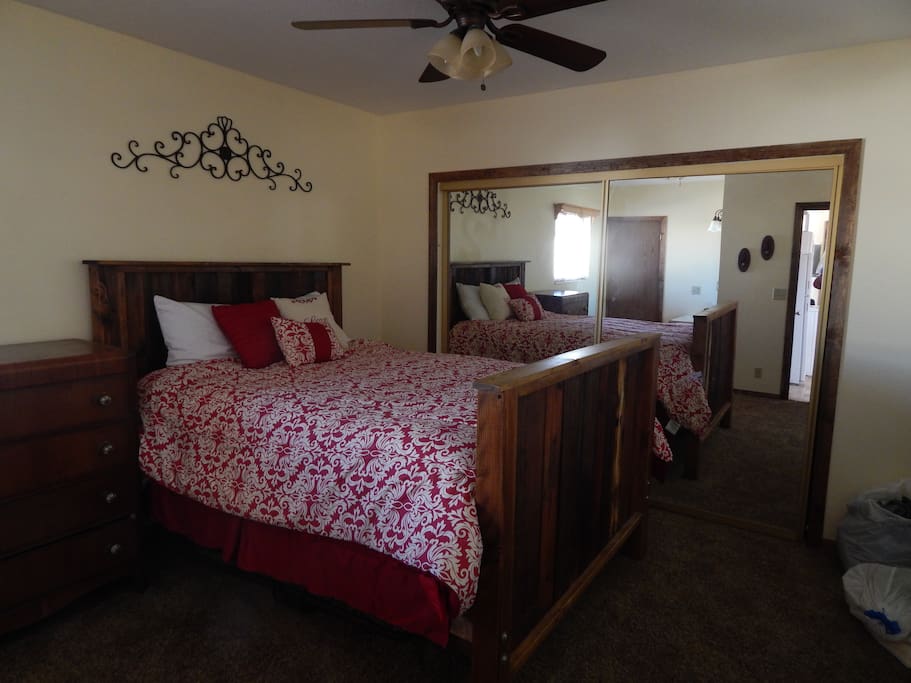 Bedroom, queen bed, barn wood frame