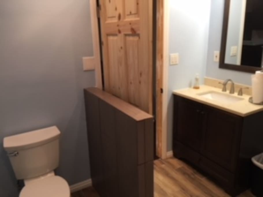 Guest House Bath A1