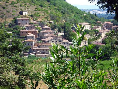 Michelangelo: Country village near Siena Tuscany