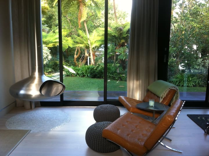 Pacific Palisades, Los Angeles Guest House Rentals Guest Houses and