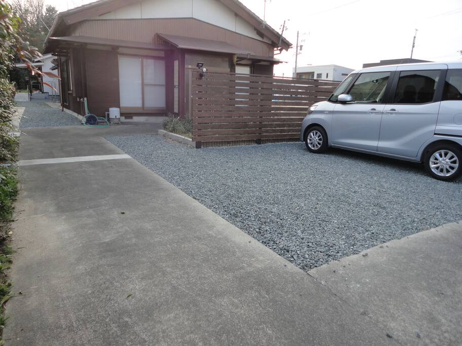 駐車場(車3台、ゲスト共用)
Parking(Guests can share common space for three cars)