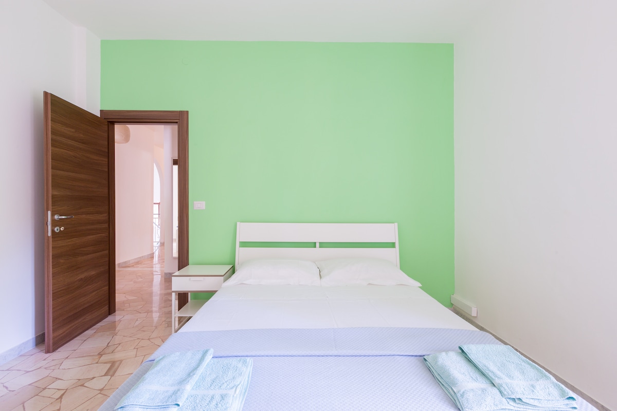 ห้องนอนใหญ่