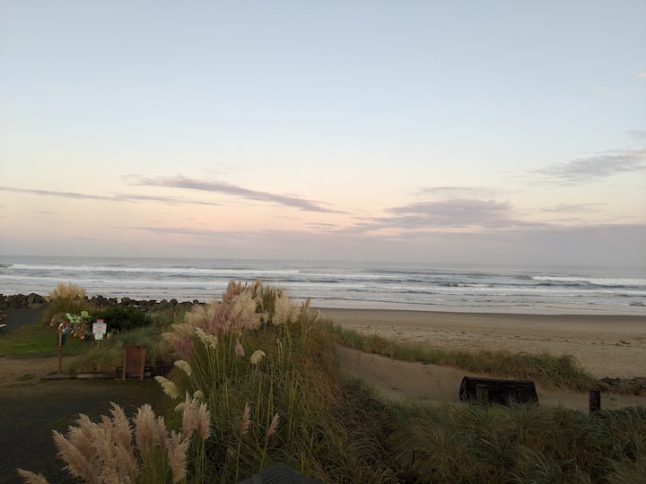 Jetty Condo at Shorewood RV Resort Houses for Rent in Rockaway Beach