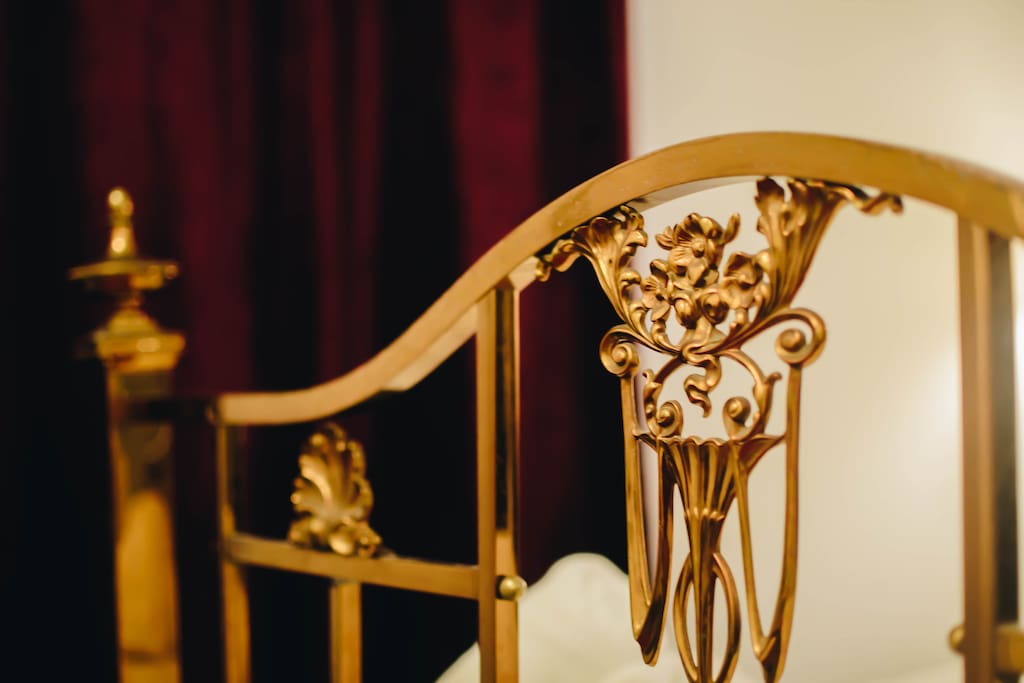 Copper Bed Detail