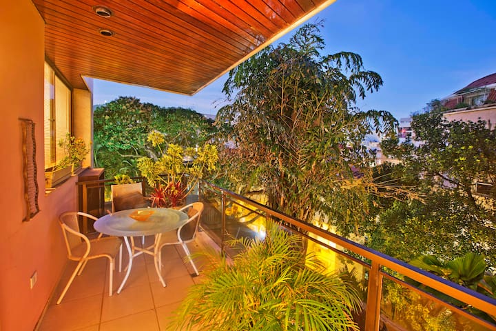 Leblon luxo, conforto, a 3 minutos do mar