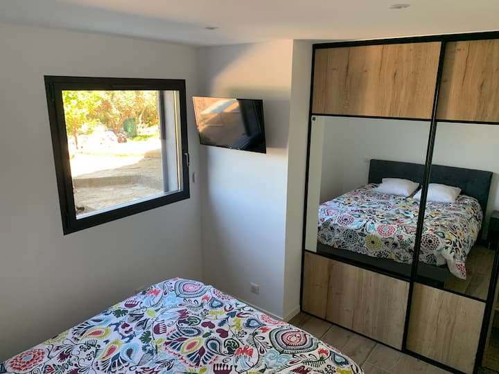 the master bedroom with sea view 