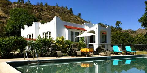 The Wine Country Villa with Pool and 3 Acres
