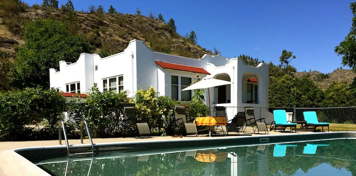 The Wine Country Villa with Pool and 3 Acres