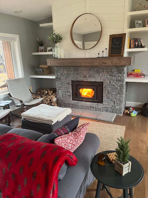 Popular Airbnb listing: Bigney Brook House EV Charger / Starlink in Cumberland, Subd. D