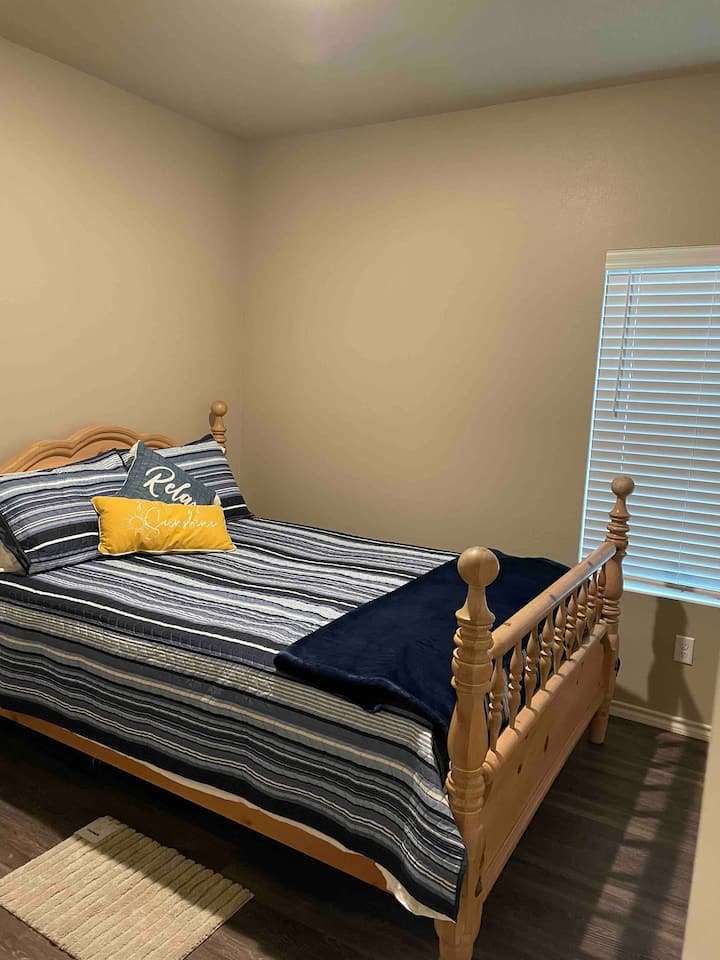 غرفة النوم 2