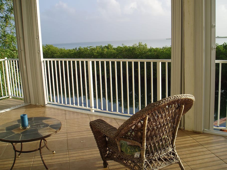 Lower Lanai