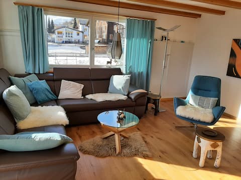 Attractive 4-room apartment in Grisons