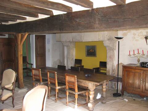 Gite in the wing of a 16th century house