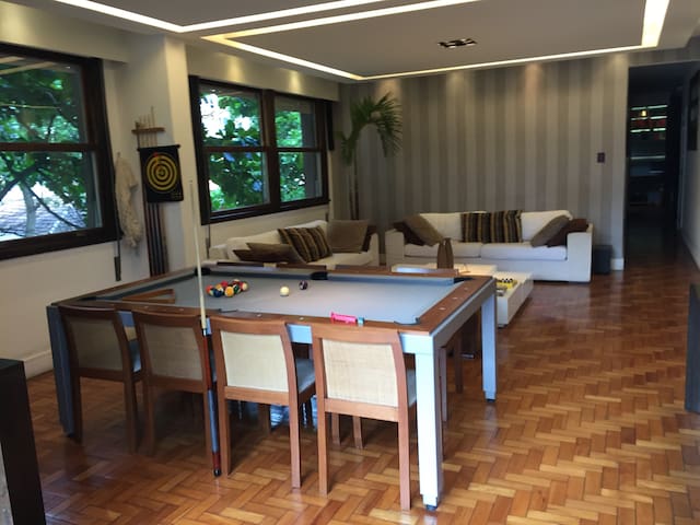 Leblon 3 suítes melhores bares 180m2