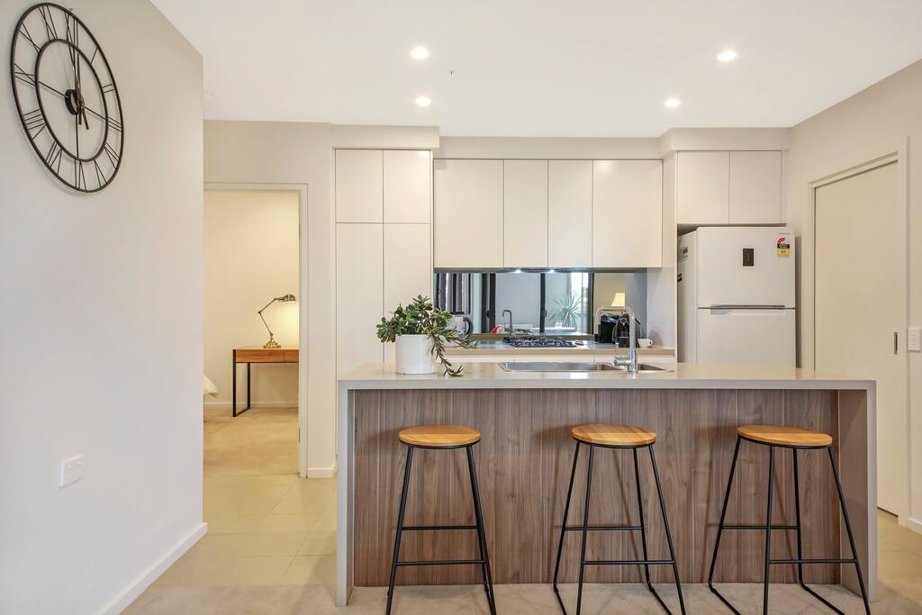 Fully-equipped kitchen