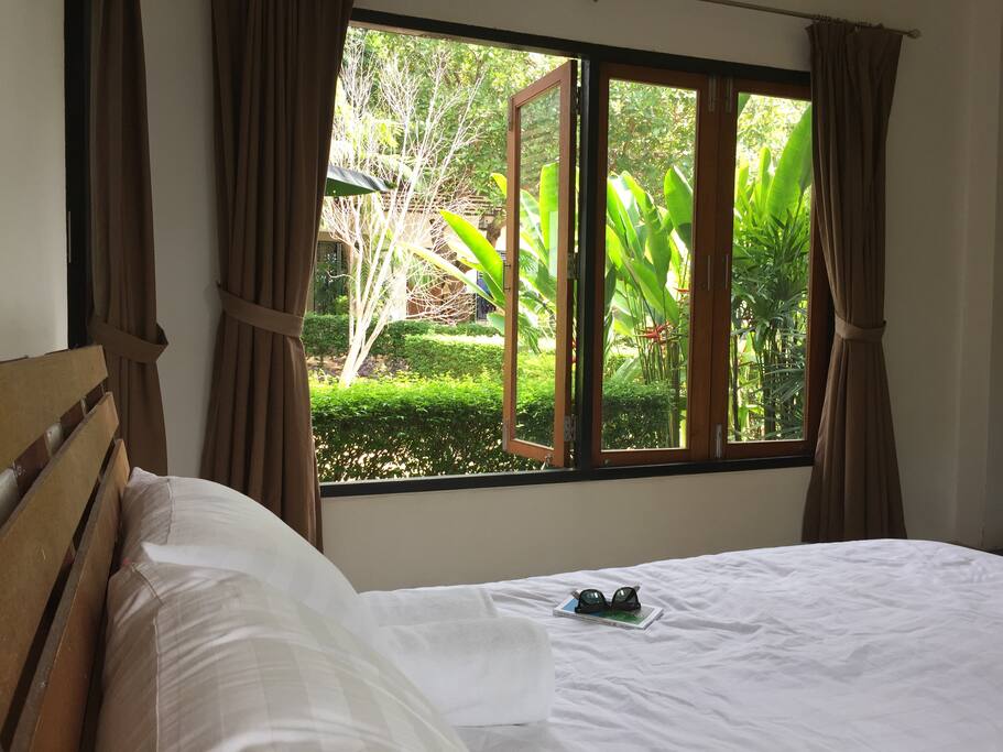 1-KingBed