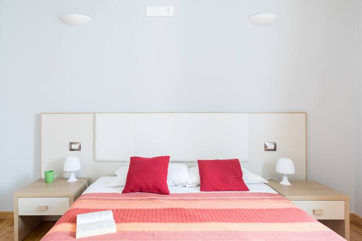 Spanish Steps House gallery image 2