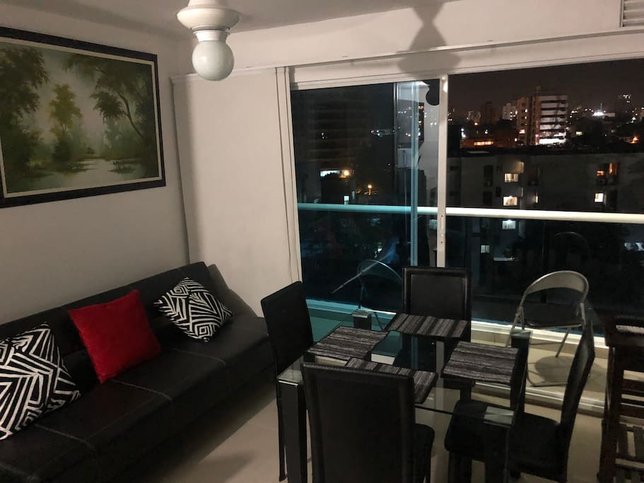 Sala con sofacama, Smartv y Directv