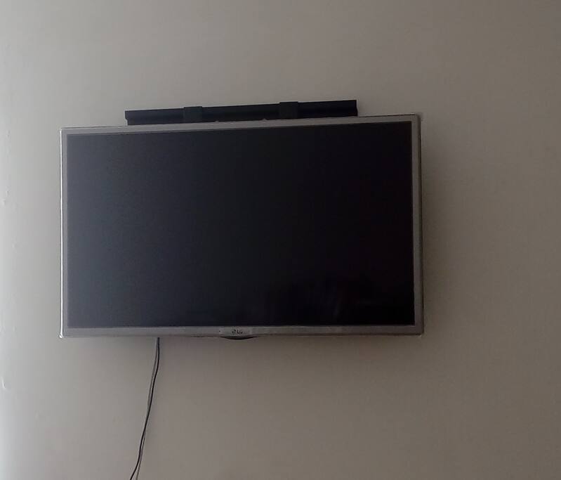 No hay servicio de televisión por cable ni abierta. Netflix está a tu disposición.