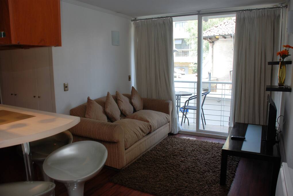 estar con salida a pequeña terraza