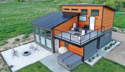 Modern Mountain House at Apple Hollow (W/ Hot Tub)