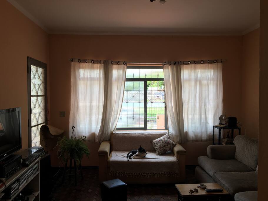 Sala de estar e Leopoldo