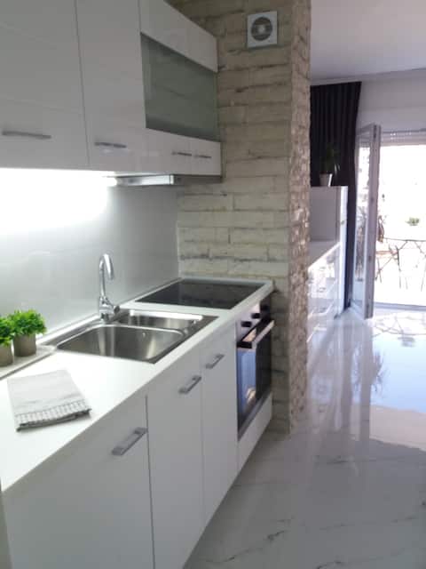 Popular Airbnb listing: New apartment No21 in Makedonsko Naselje