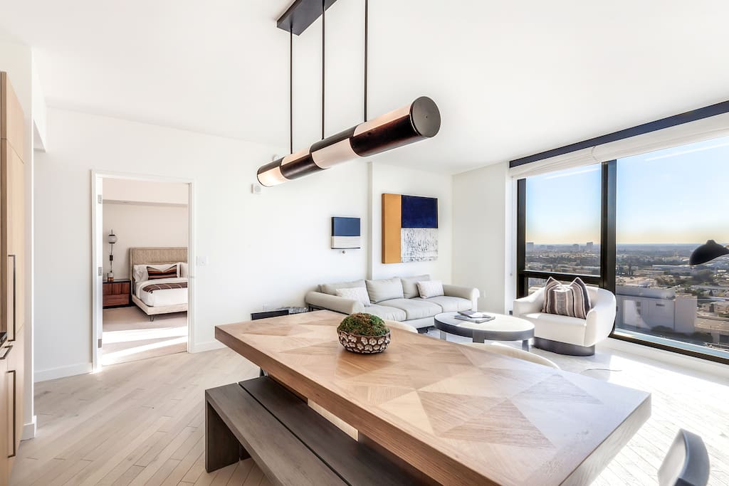Floor plans and views vary depending on residence type