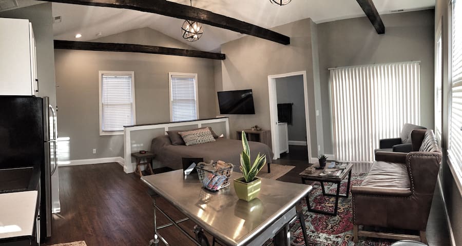 Airbnb Columbus Vacation Rentals Places To Stay Ohio