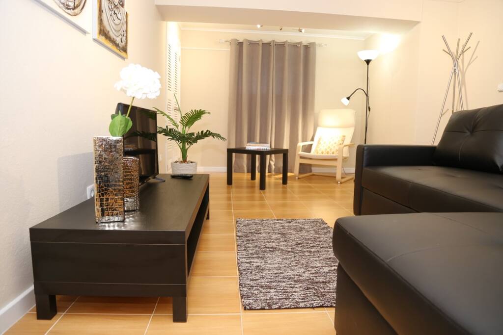 sala com sofá cama