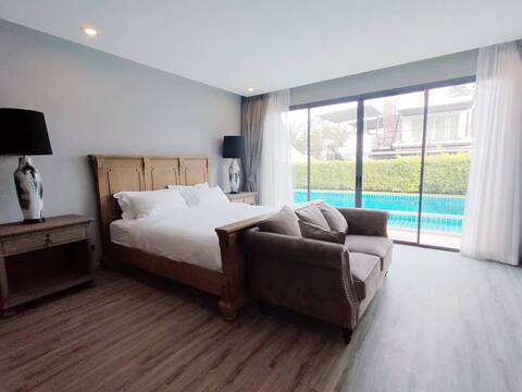 Stylish Pool Villa Hua Hin Maximum 12 Guests